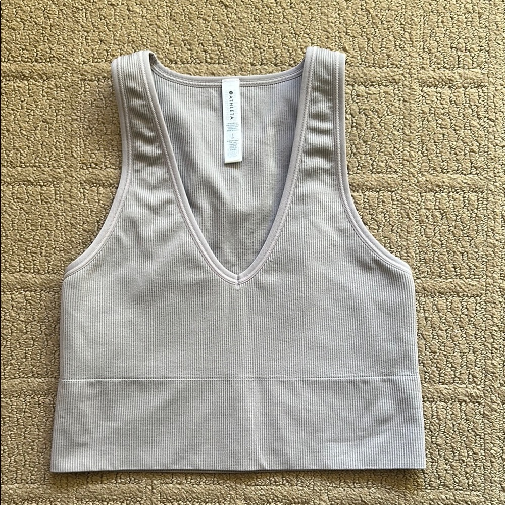 Athleta taupe/gray ribbed crop tank top.  Size small.